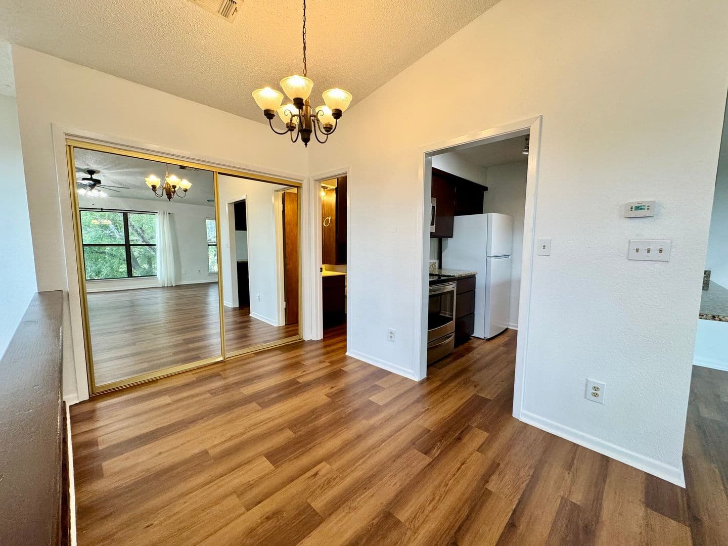 Horseshoe Bay House: 800-D Grassy Knoll
