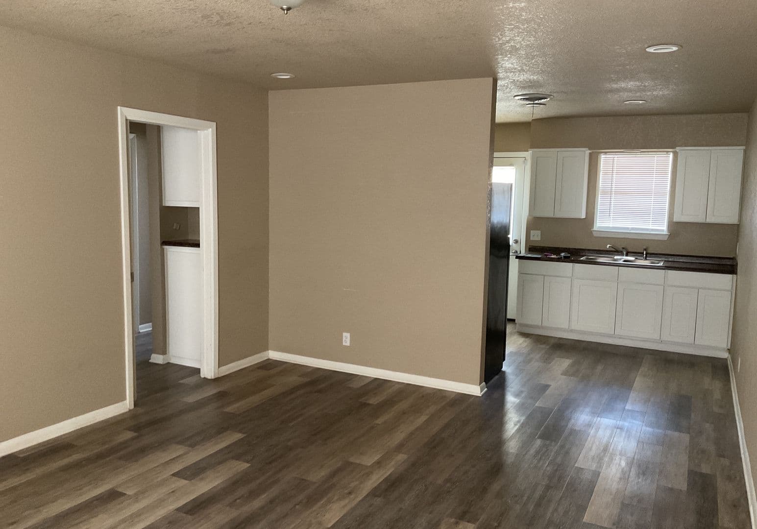 Brady Apartment: 1112 South Church St.