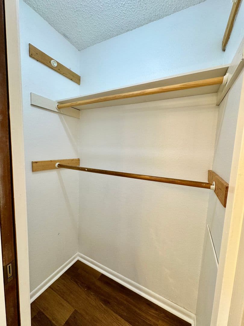 Horseshoe Bay House: 800-D Grassy Knoll