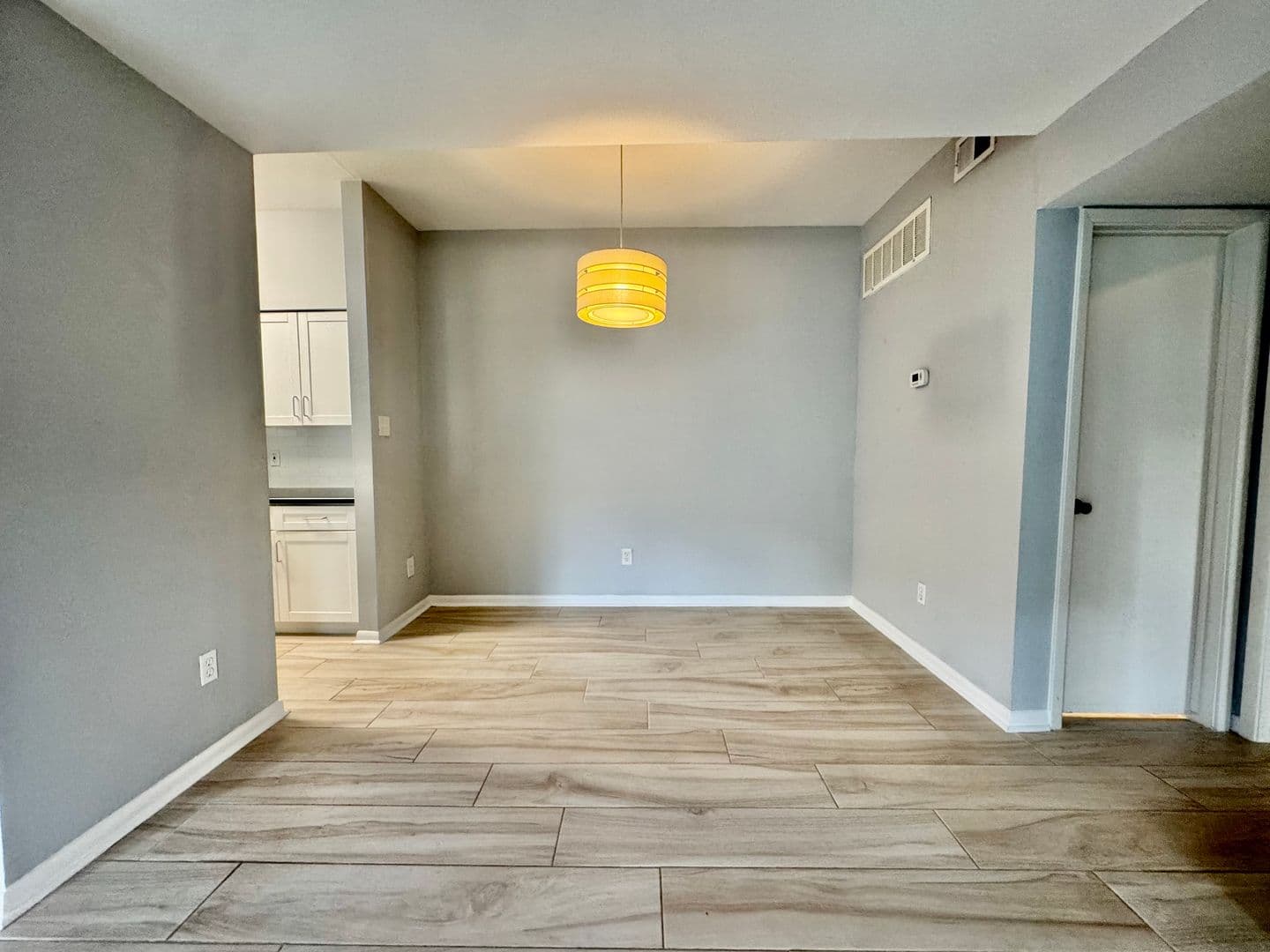Houston Condo: 2425 Augusta Dr