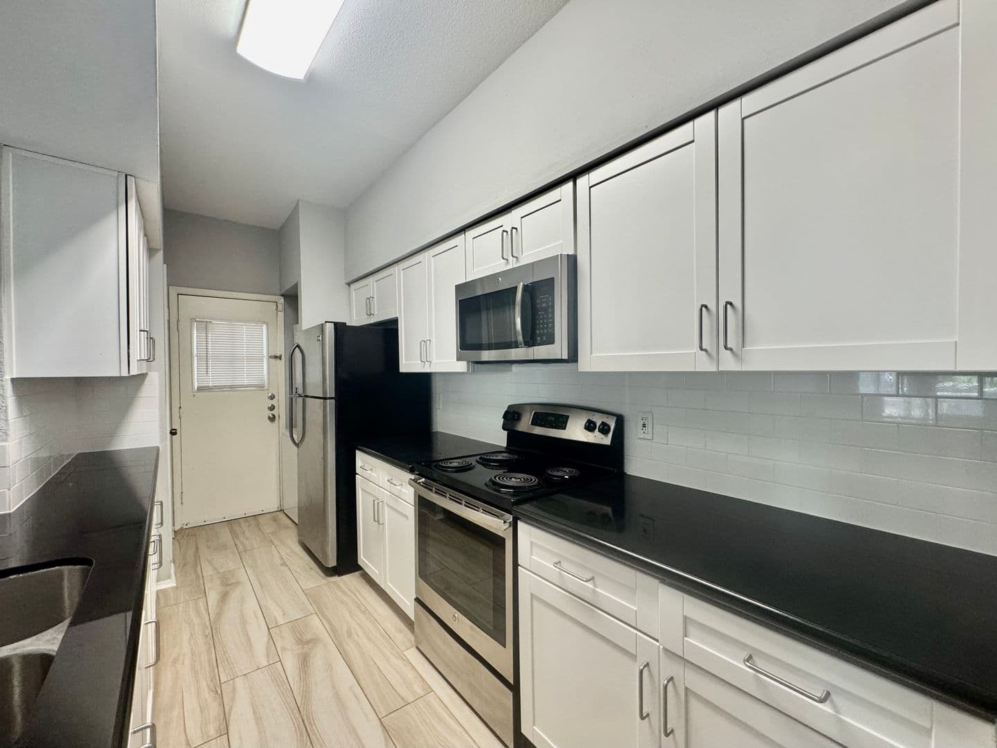 Houston Condo: 2425 Augusta Dr