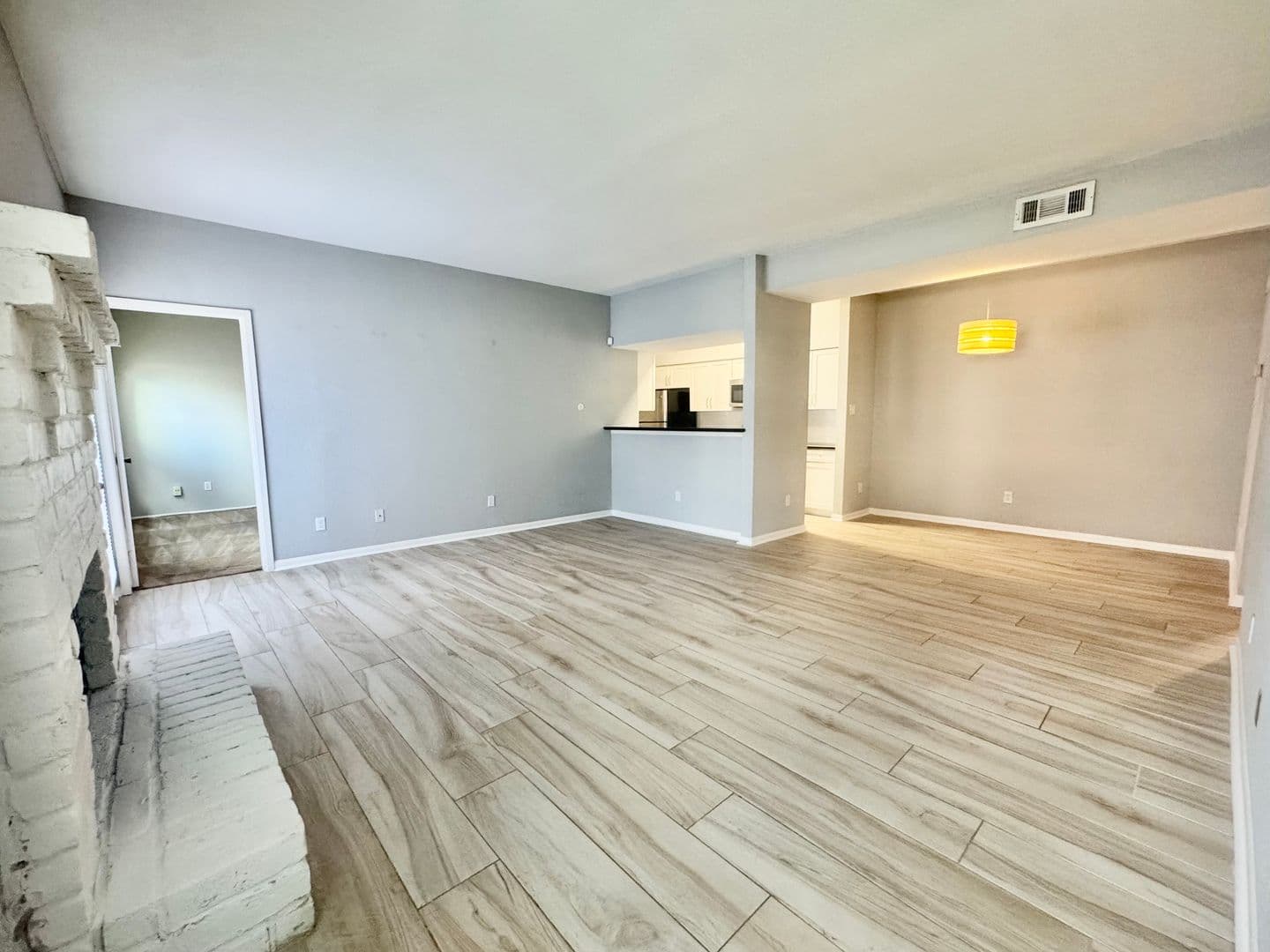 Houston Condo: 2425 Augusta Dr