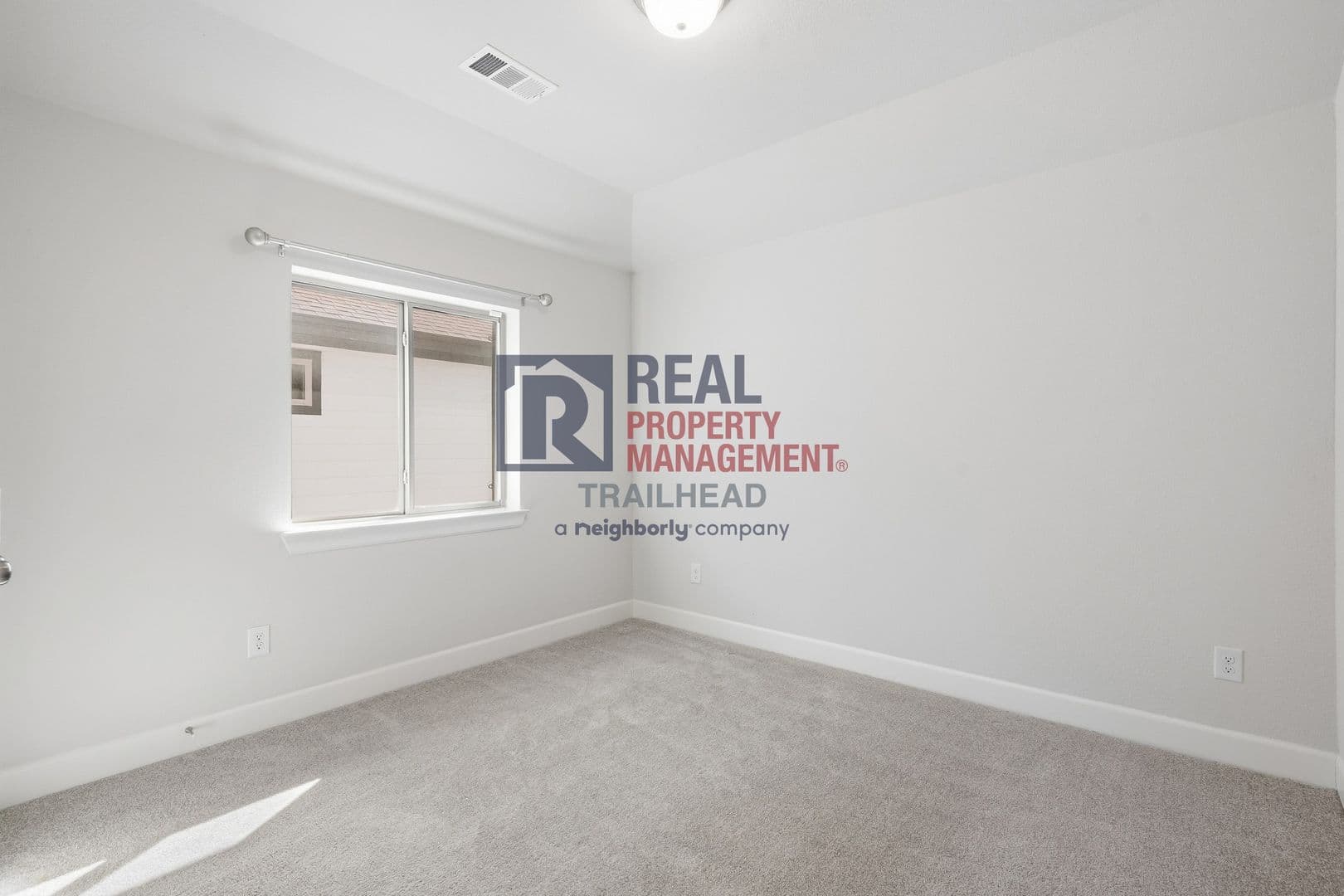 Fort Worth House: 14409 Balmoral Place