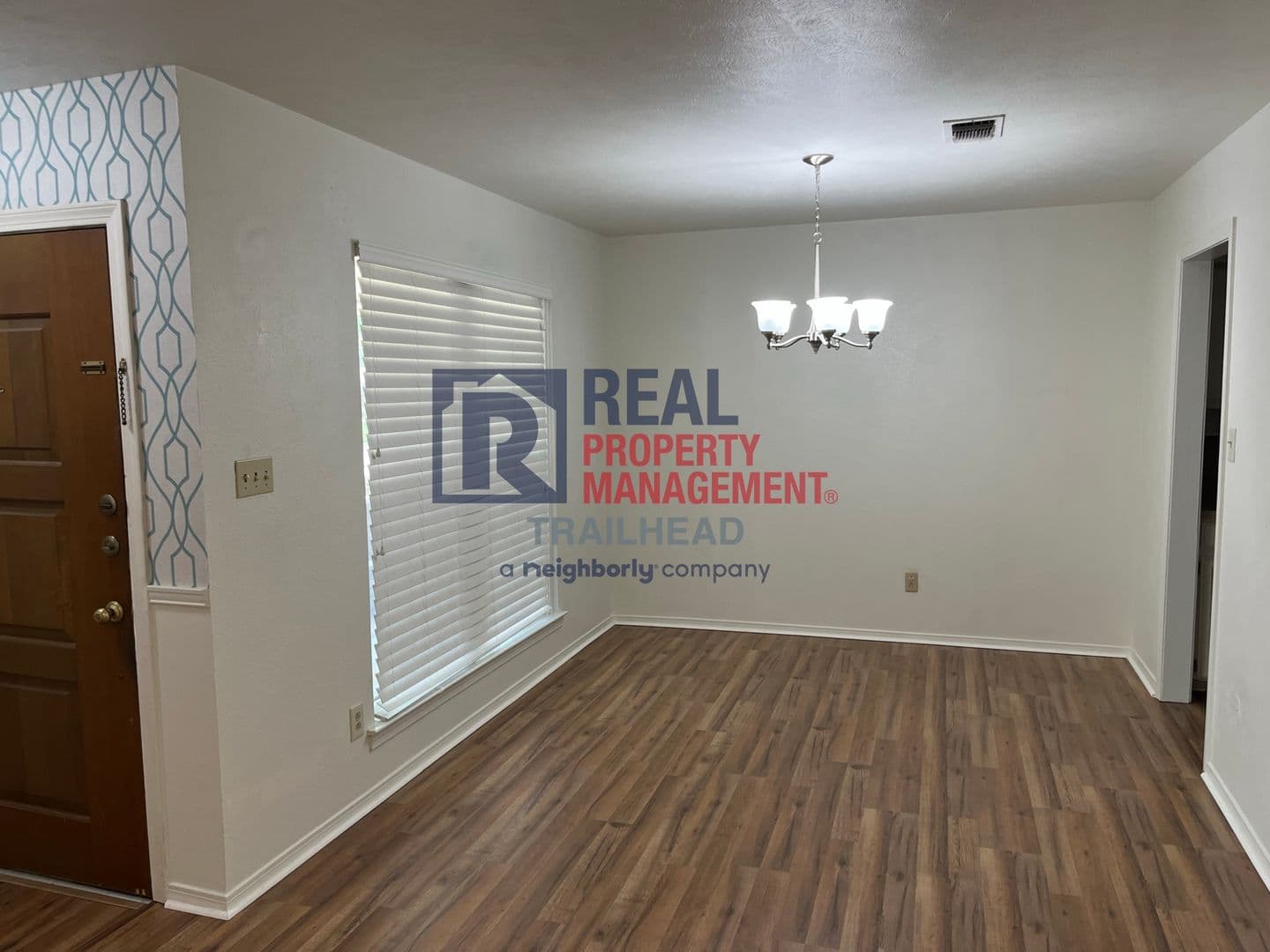 Fort Worth Multiplex: 6400 Espana Dr