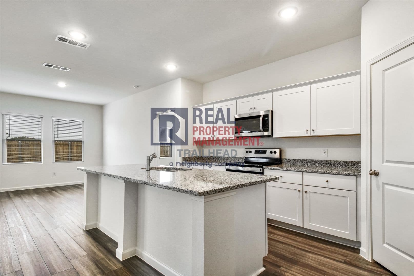 Fort Worth House: 5665 Ladytown Ln