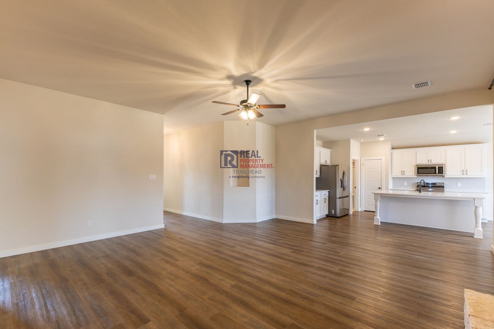 Glen Rose House: 124 Mesa Dr