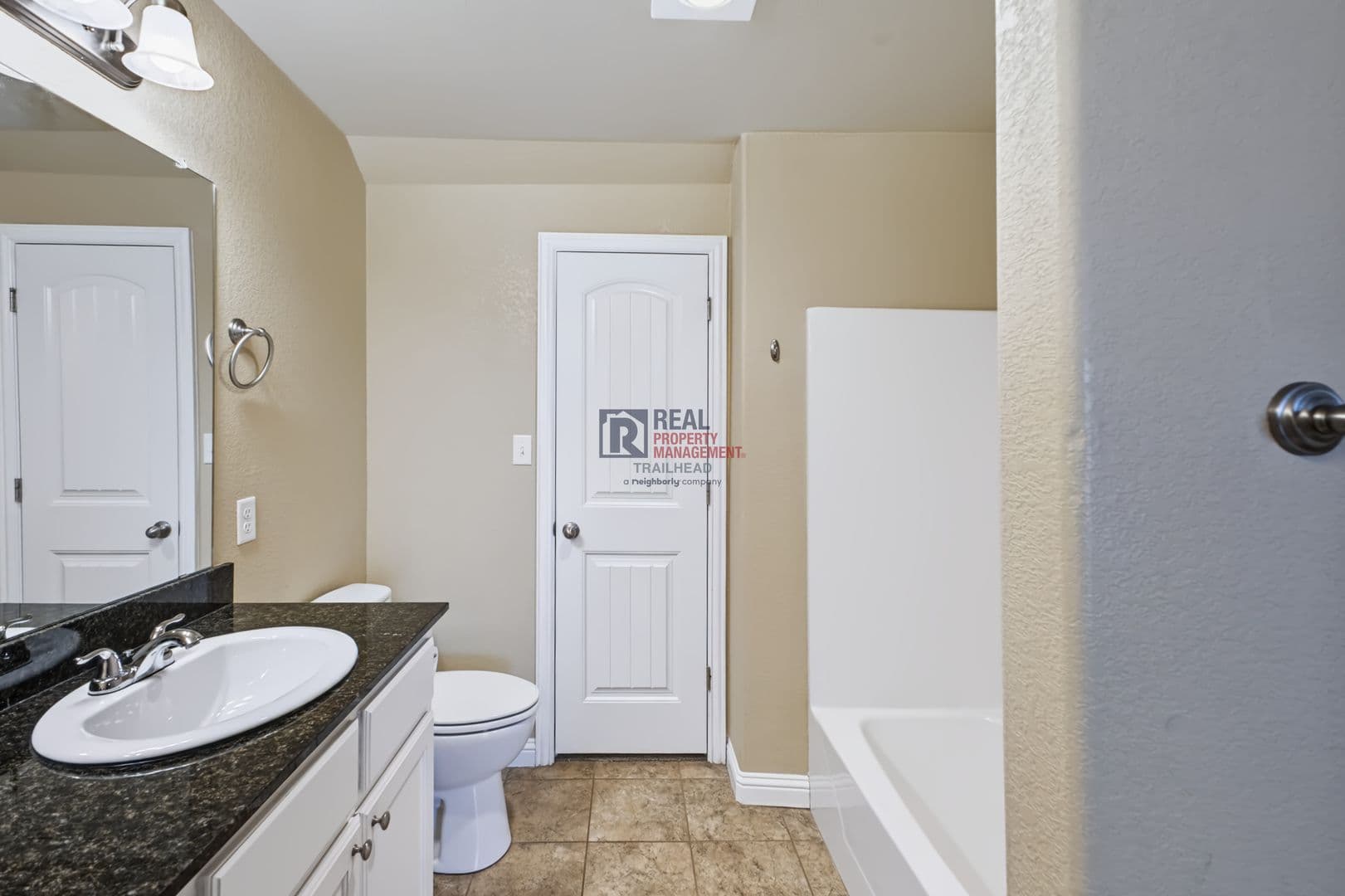 Granbury Apartment: 908 Dart Court
