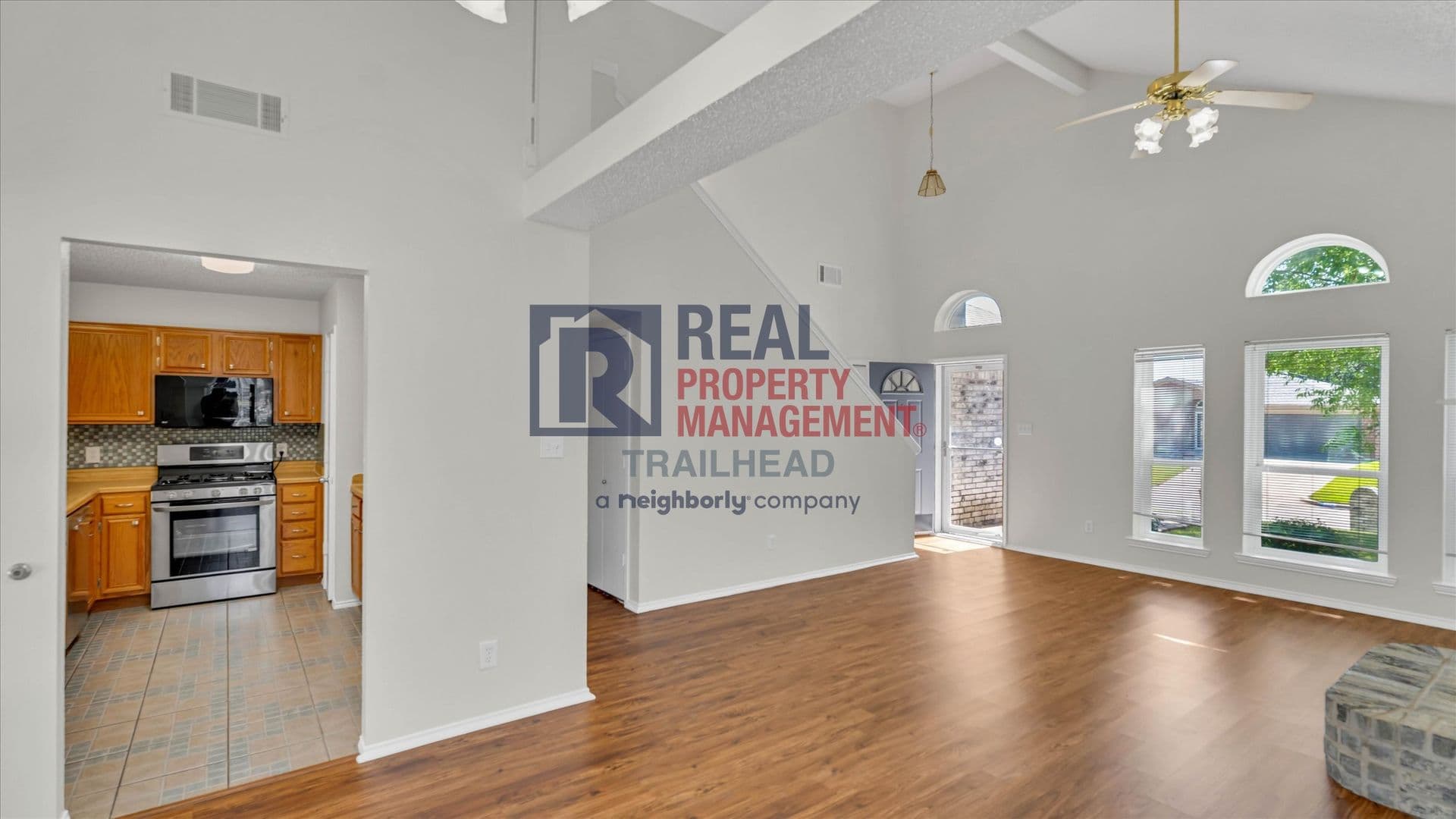 Fort Worth House: 732 Burlington Avenue