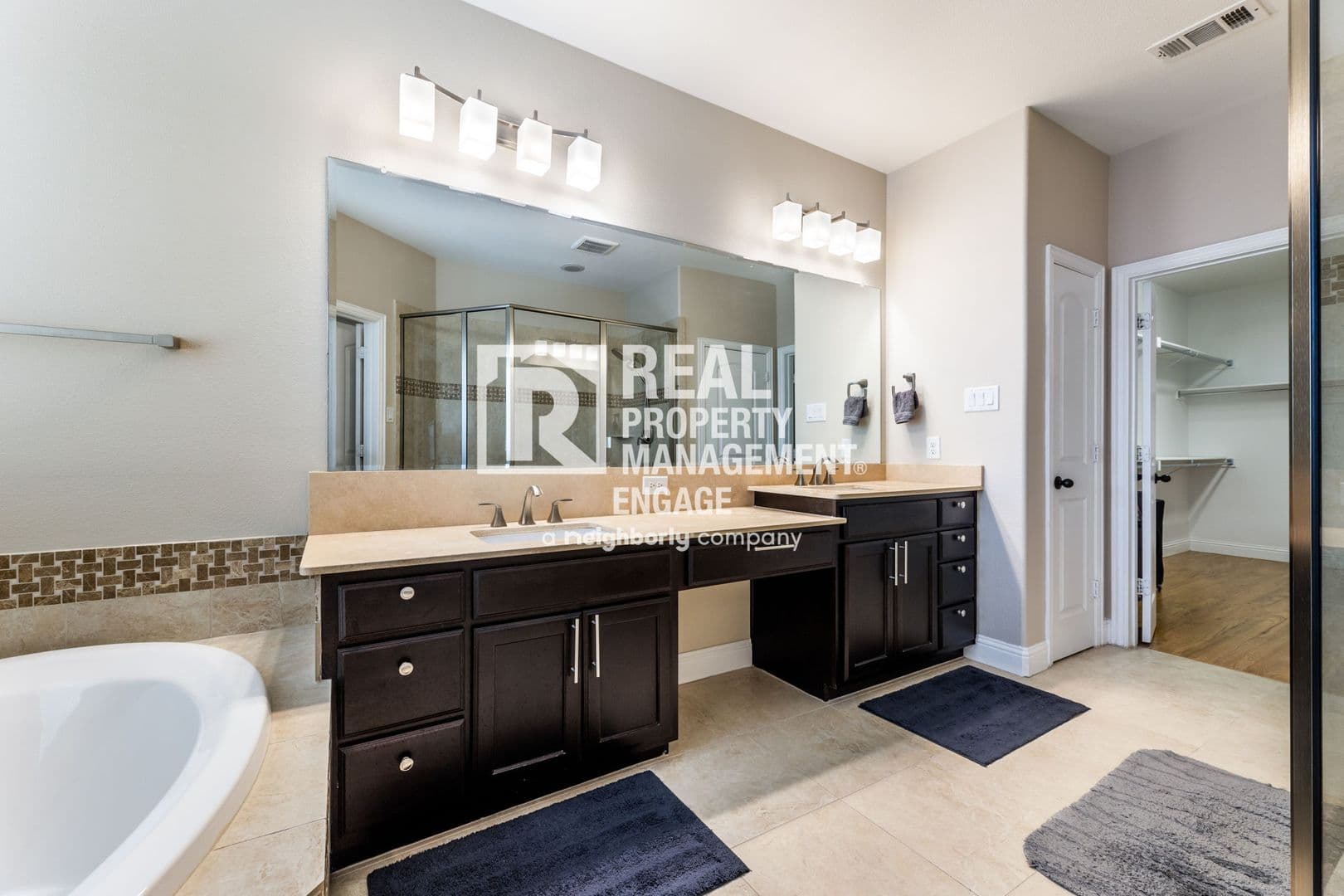 Coppell House: 782 Windsor Rd