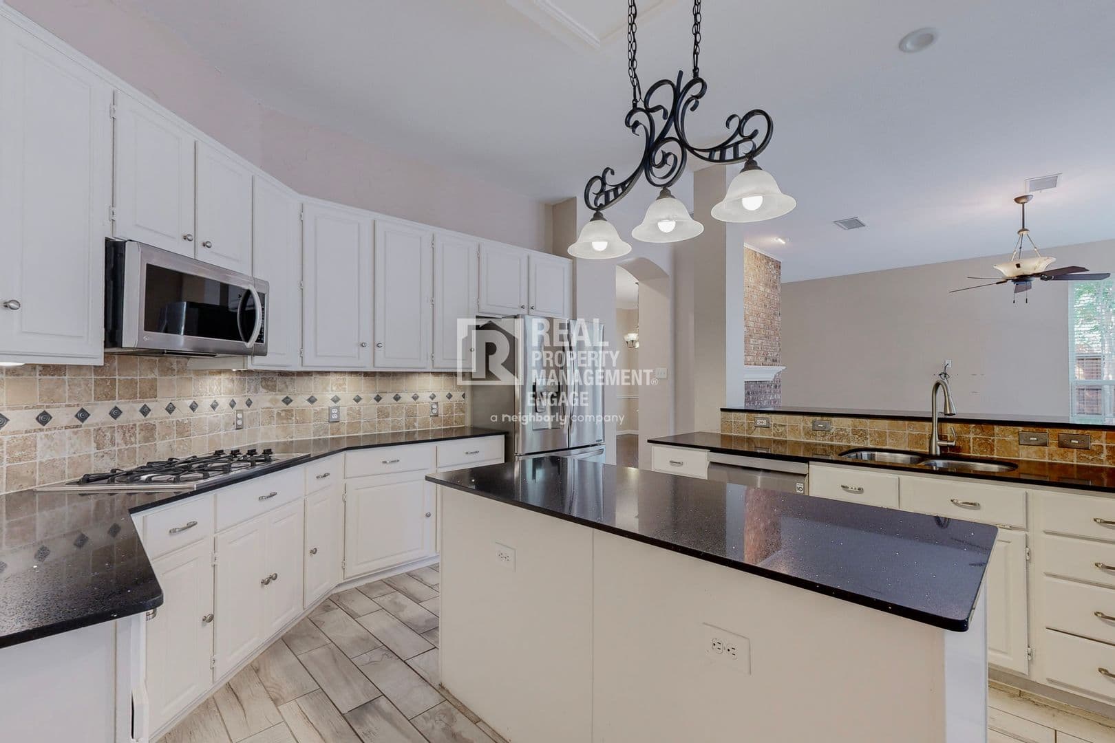 Allen House: 1234 Covina Ct