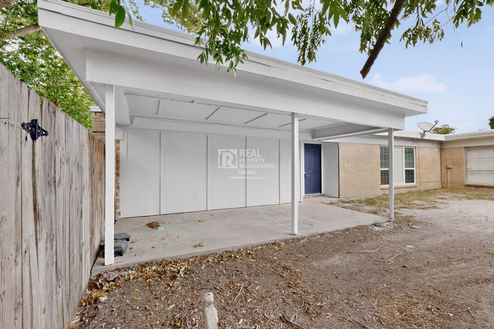 Fort Worth Apartment: 6814 Trail Lake Drive