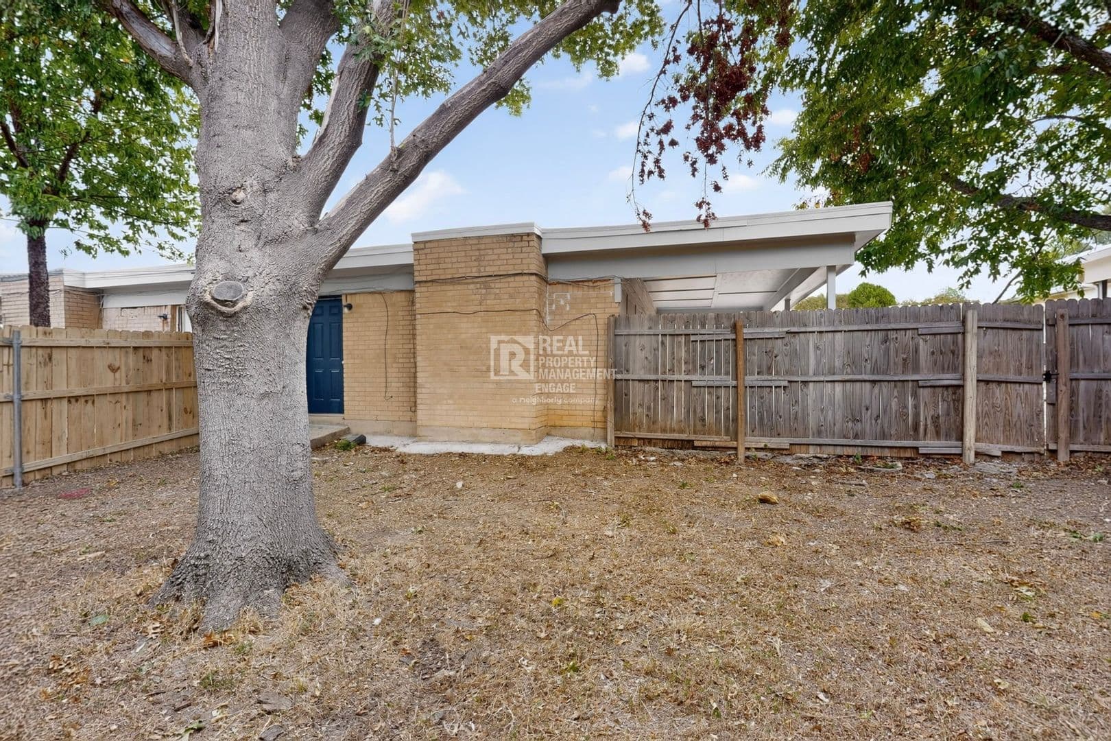 Fort Worth Apartment: 6814 Trail Lake Drive