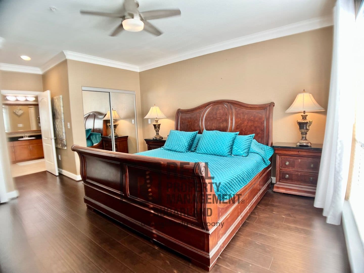 Sugar Land Condo: 2299 Lone Star Dr. #334