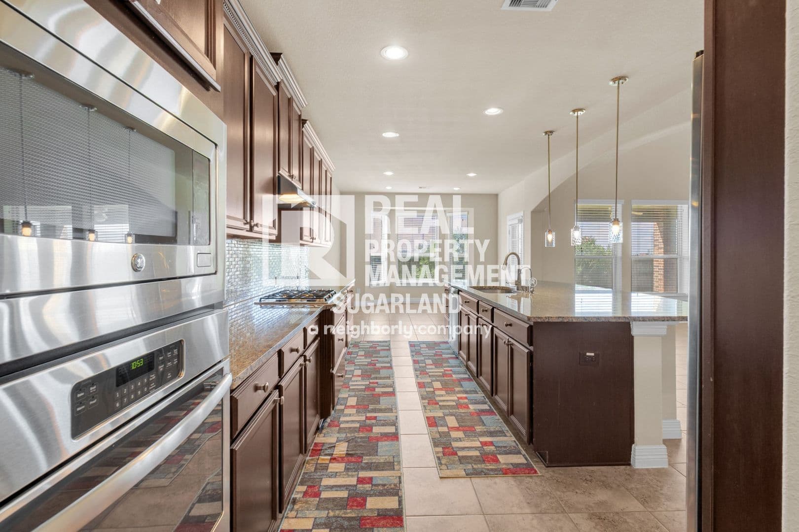 Richmond House: 18607 PELHAM GROVE LANE