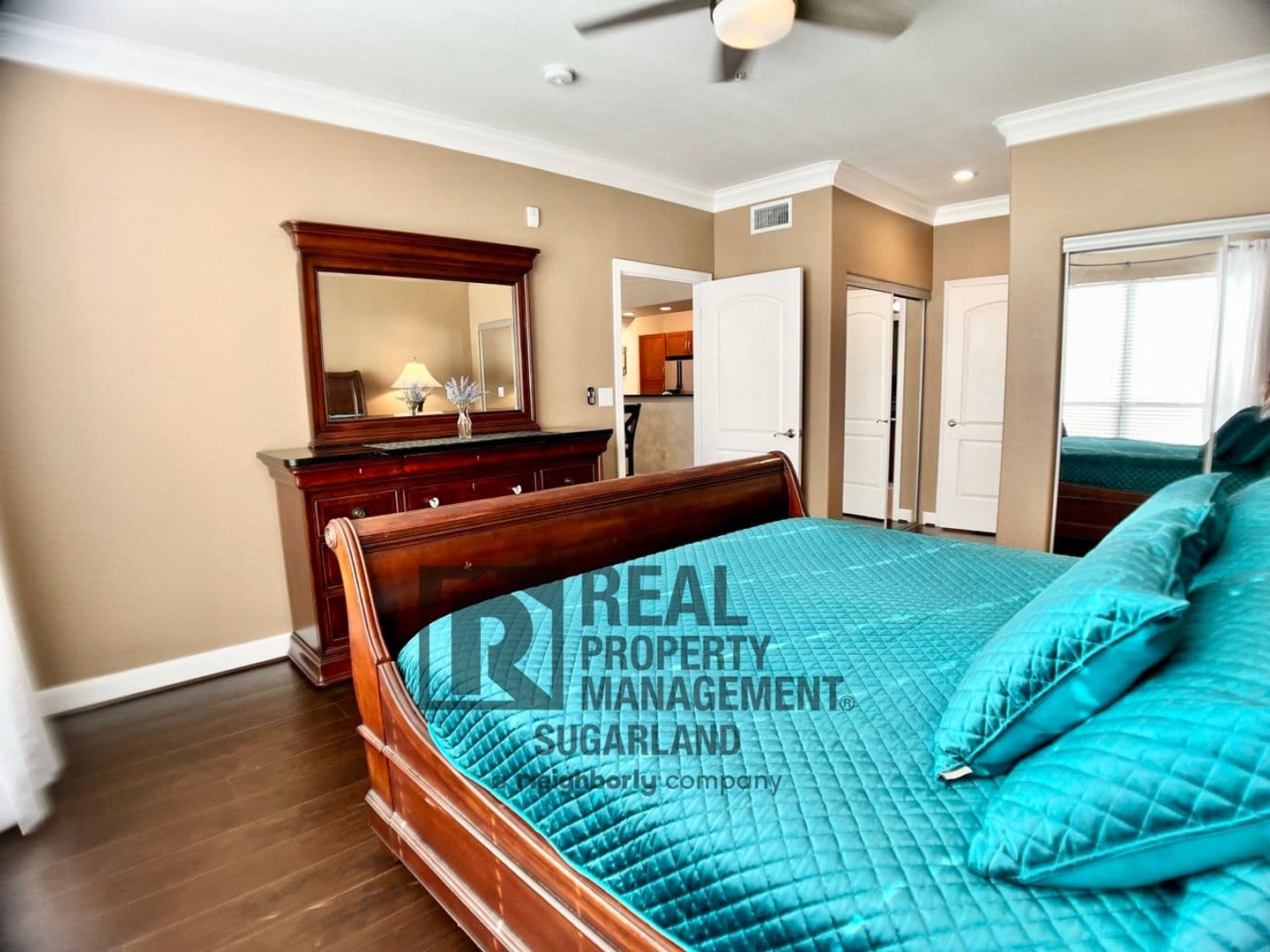 Sugar Land Condo: 2299 Lone Star Dr. #334