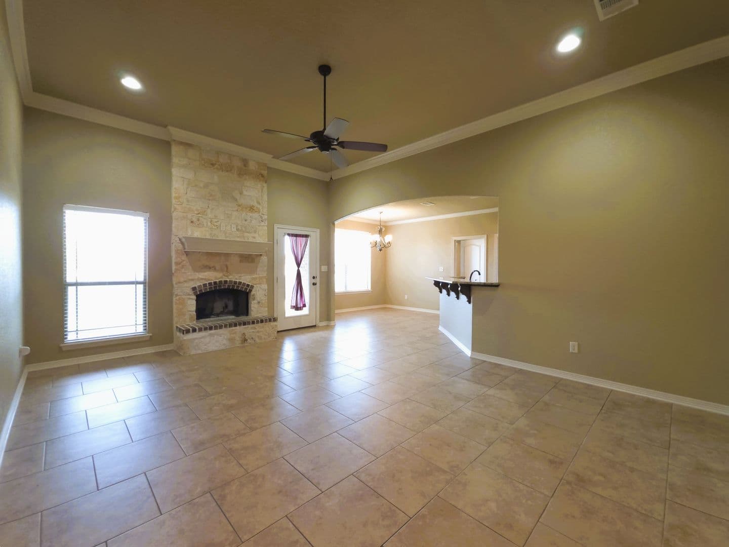 Tyler House: 11864 Poydras