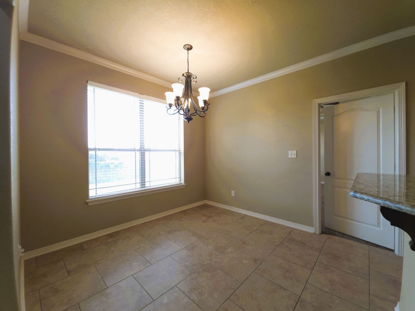 Tyler House: 11864 Poydras