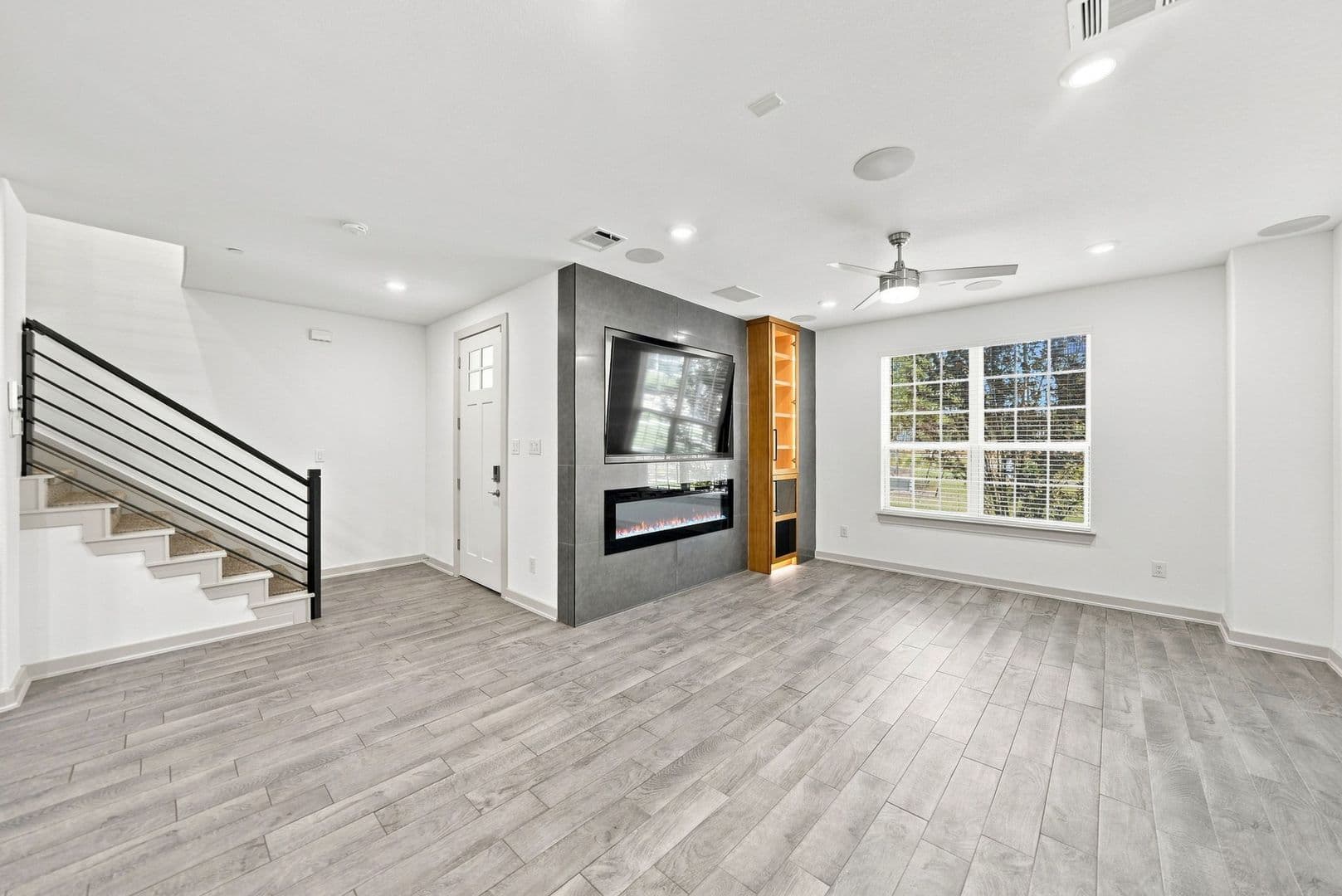 Allen Townhome: 1652 Jessica Dr