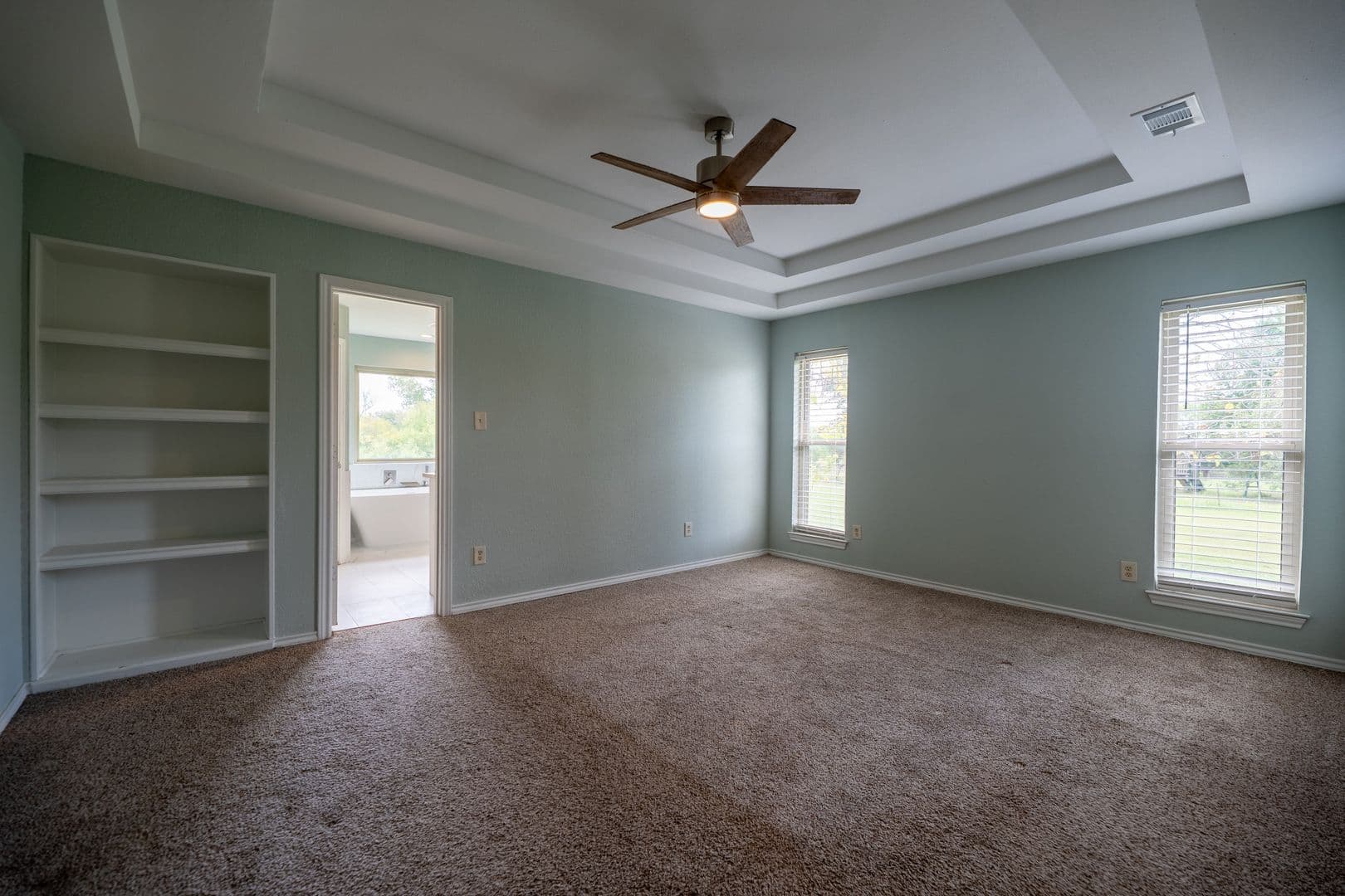 Forney House: 16612 Scenic Cir