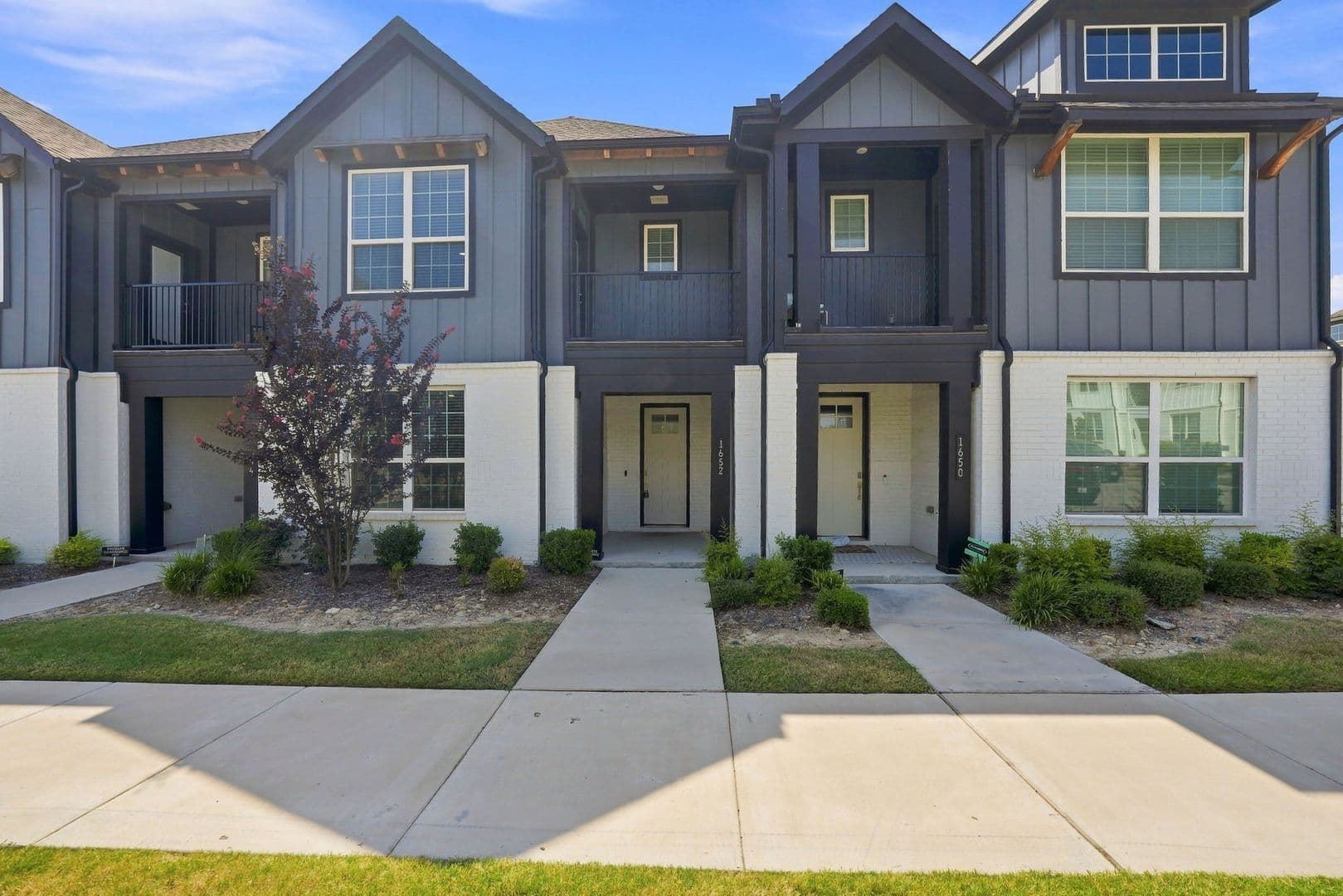 Allen Townhome: 1652 Jessica Dr