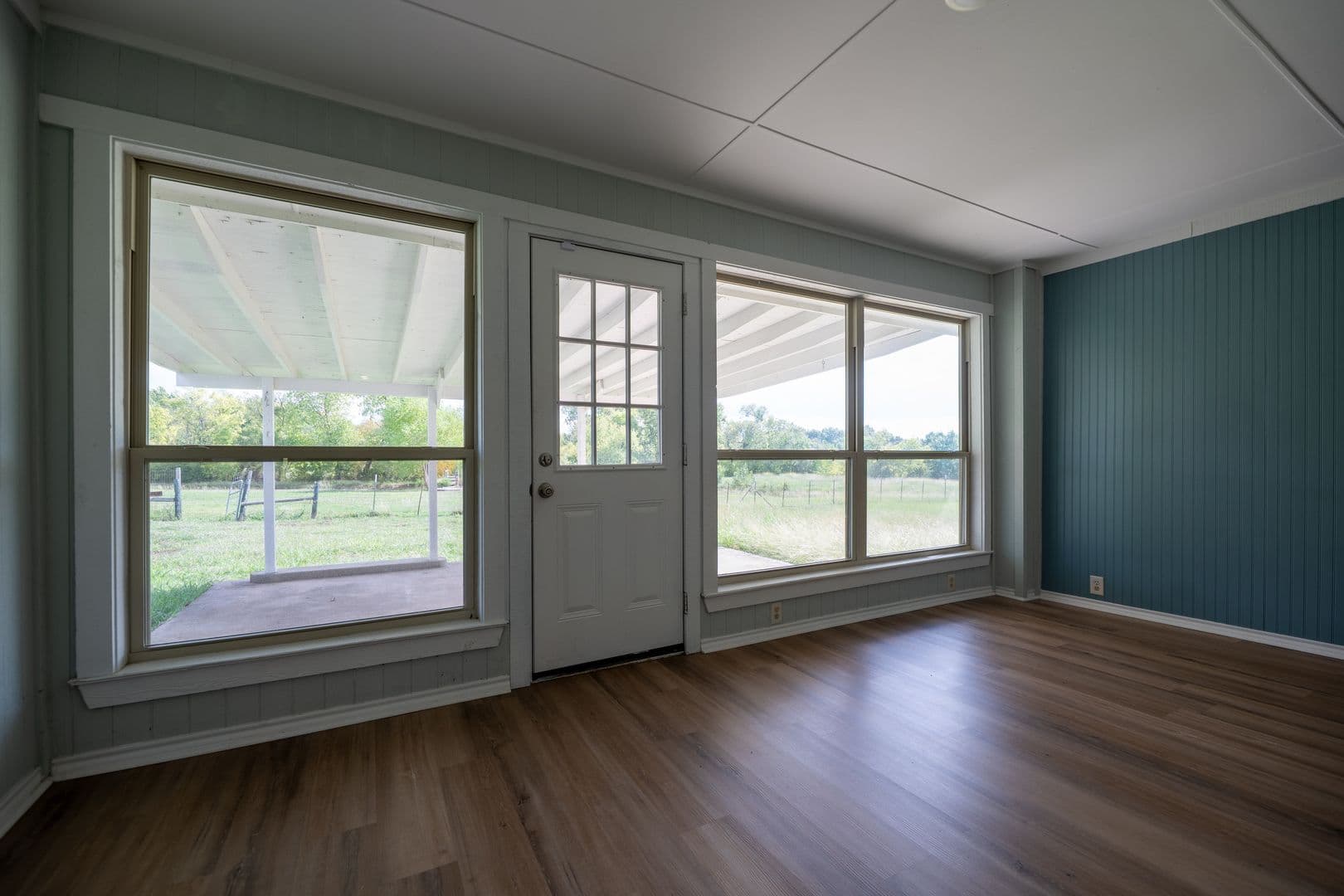 Forney House: 16612 Scenic Cir