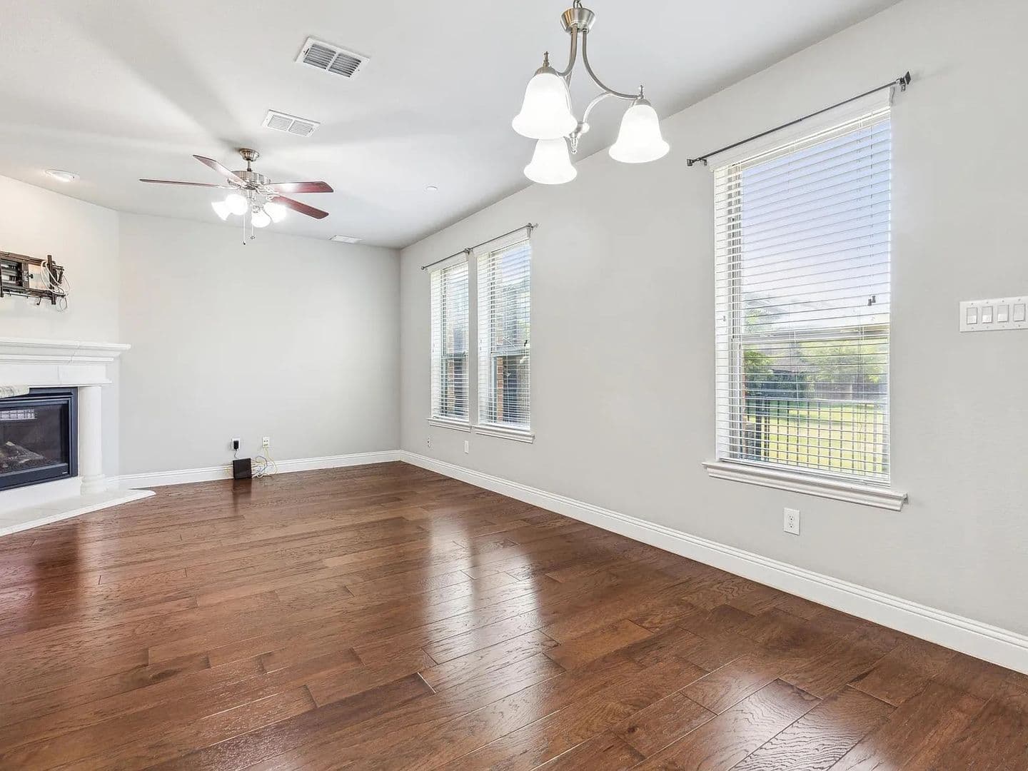 Plano Townhome: 4820 Pasadena Dr