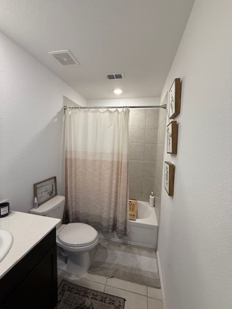 Princeton House: 228 Jasmine Dr