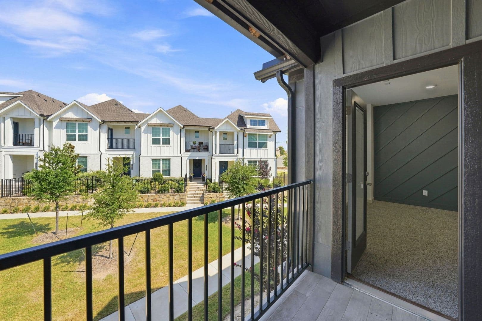 Allen Townhome: 1652 Jessica Dr