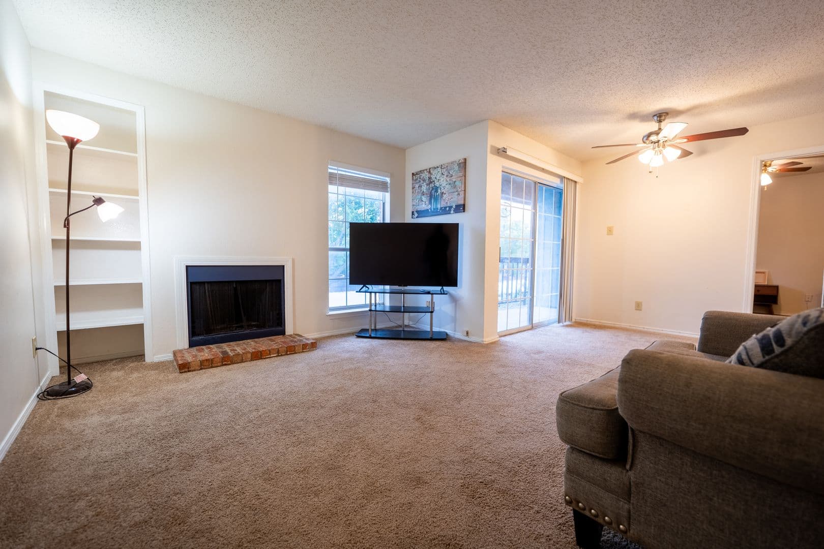 Dallas Condo: 18333 Roehampton Dr