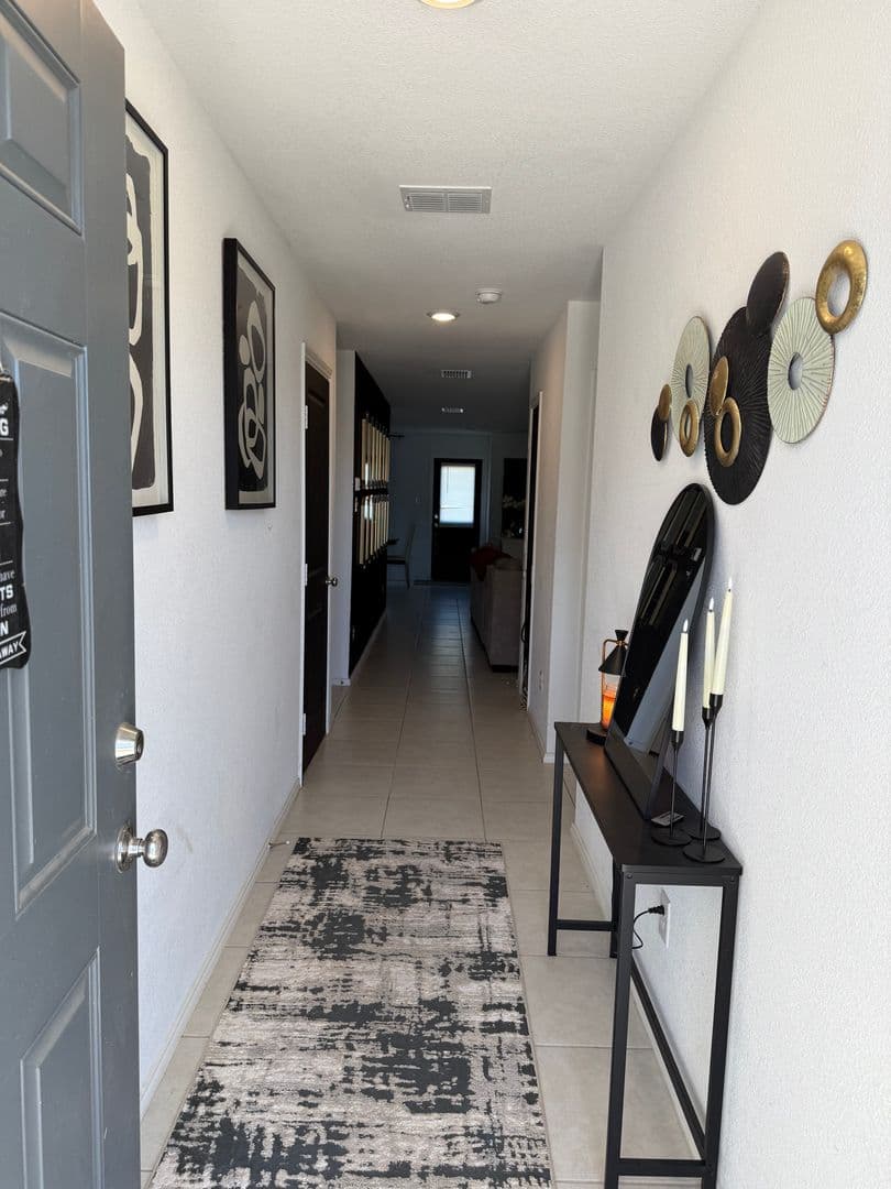 Princeton House: 228 Jasmine Dr