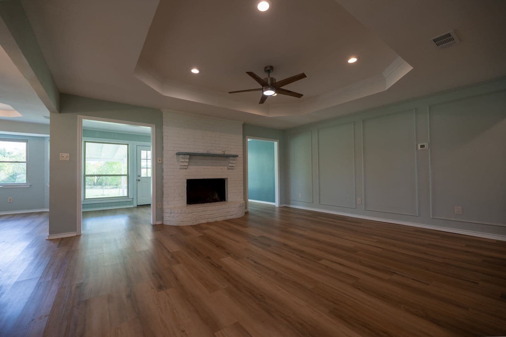 Forney House: 16612 Scenic Cir