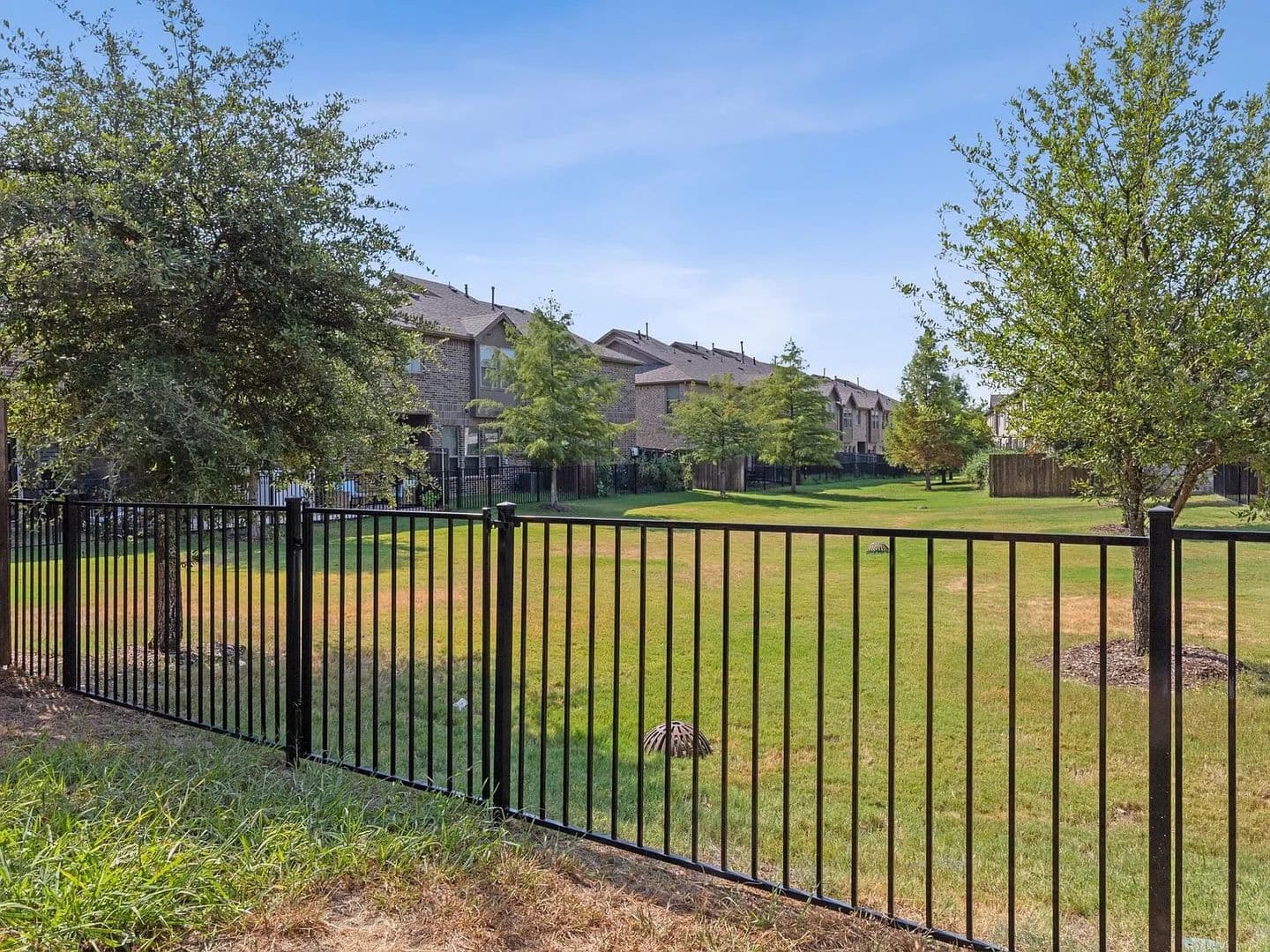 Plano Townhome: 4820 Pasadena Dr
