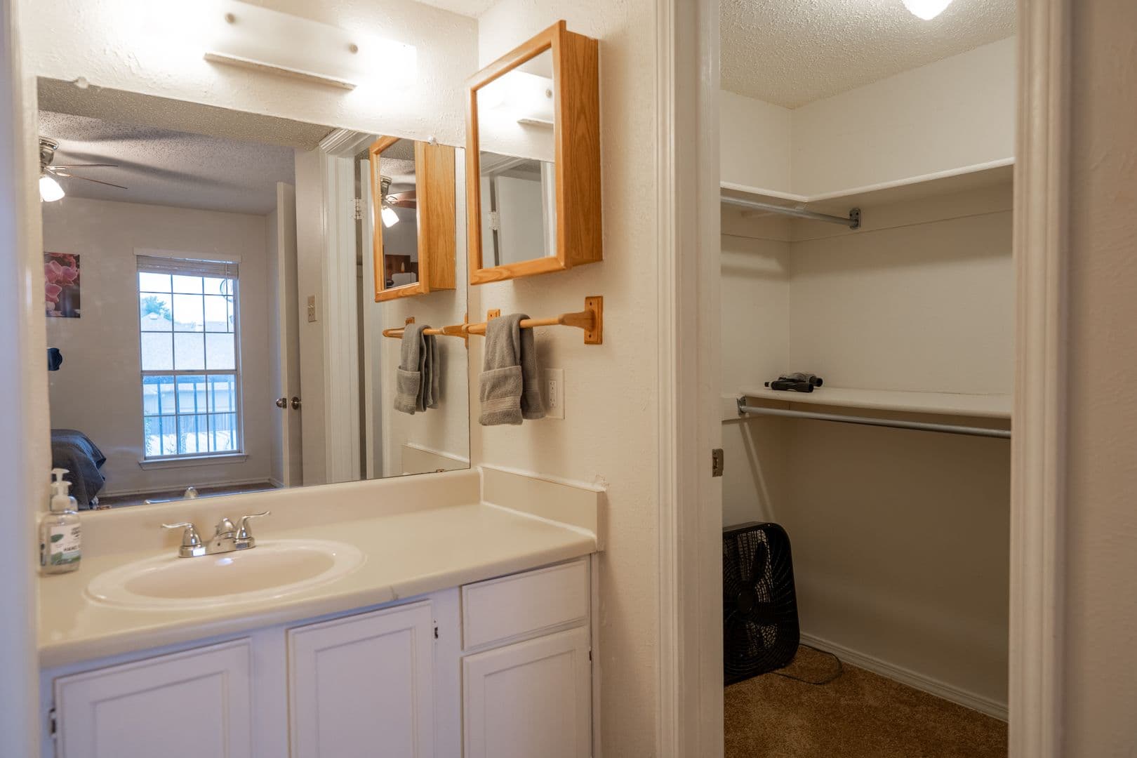 Dallas Condo: 18333 Roehampton Dr