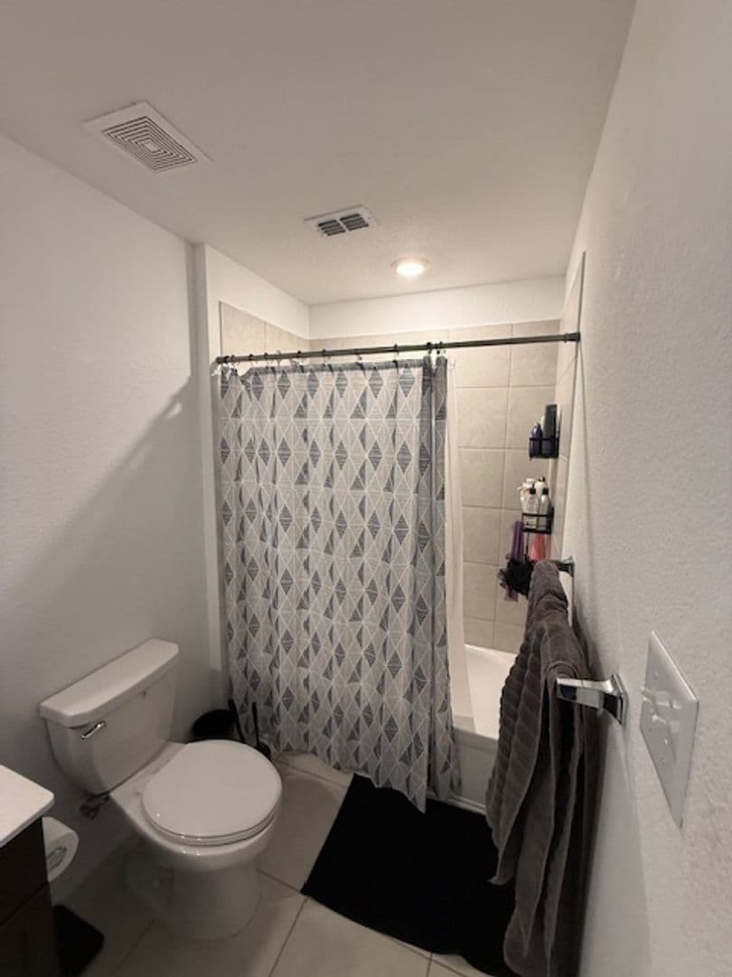 Princeton House: 228 Jasmine Dr