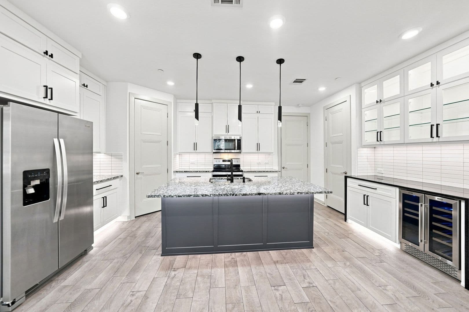 Allen Townhome: 1652 Jessica Dr