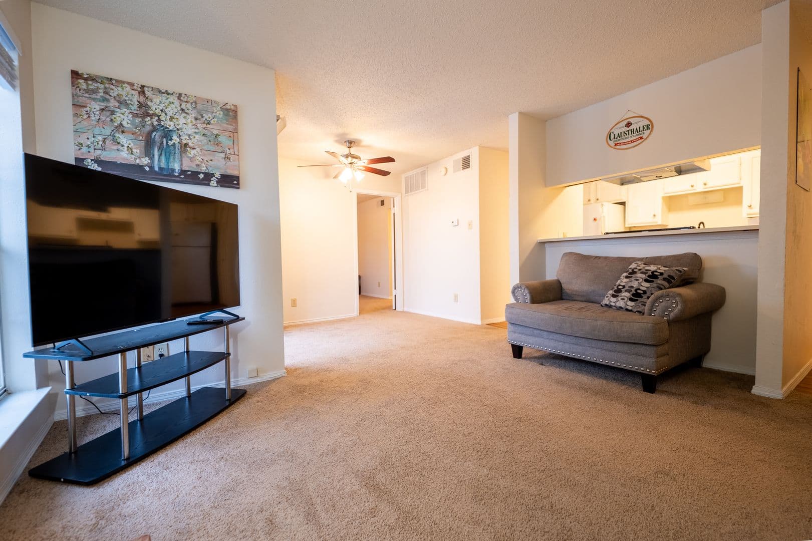 Dallas Condo: 18333 Roehampton Dr
