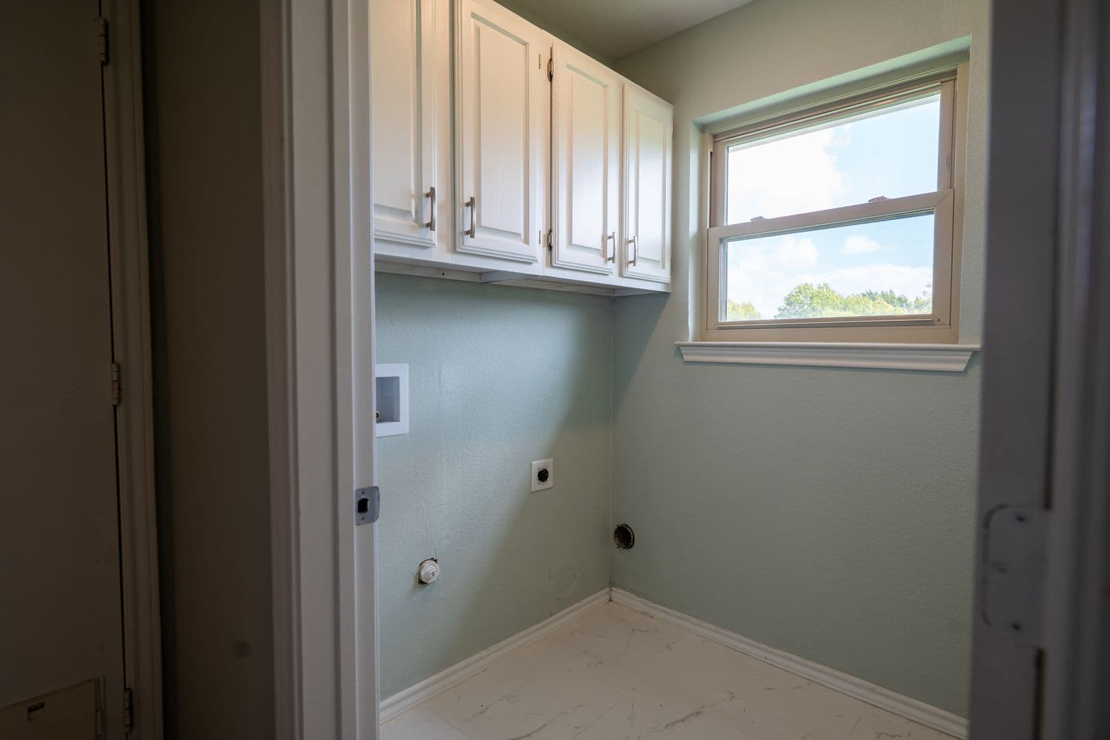 Forney House: 16612 Scenic Cir