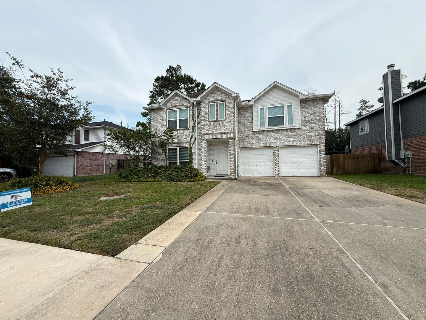 Spring House: 2722 Springstone Dr