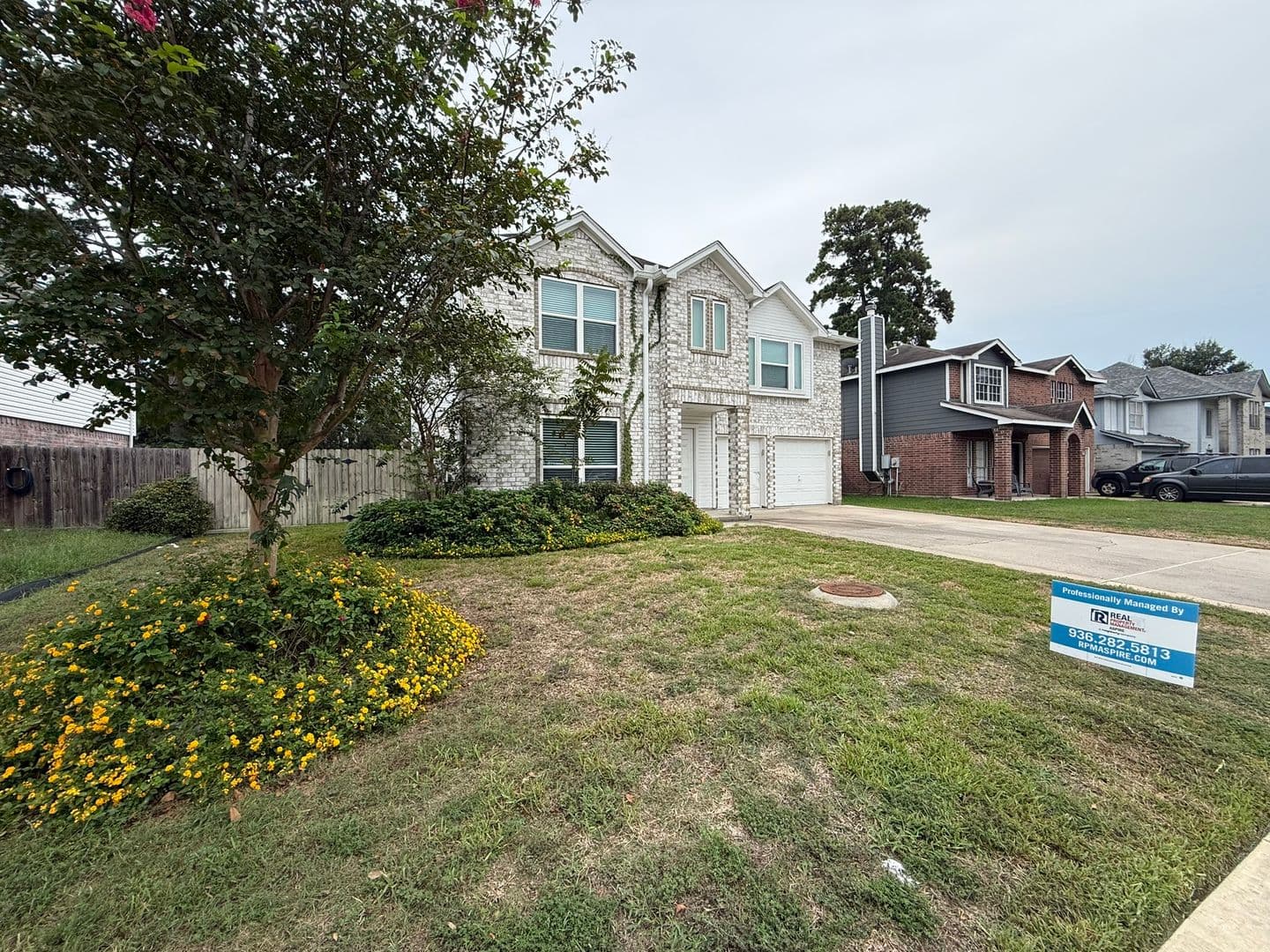 Spring House: 2722 Springstone Dr