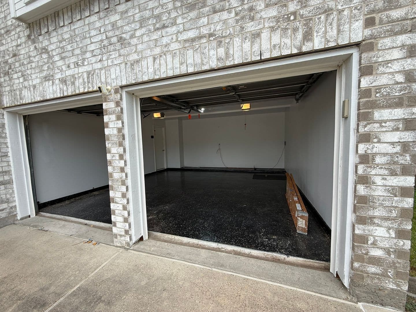 Spring House: 2722 Springstone Dr
