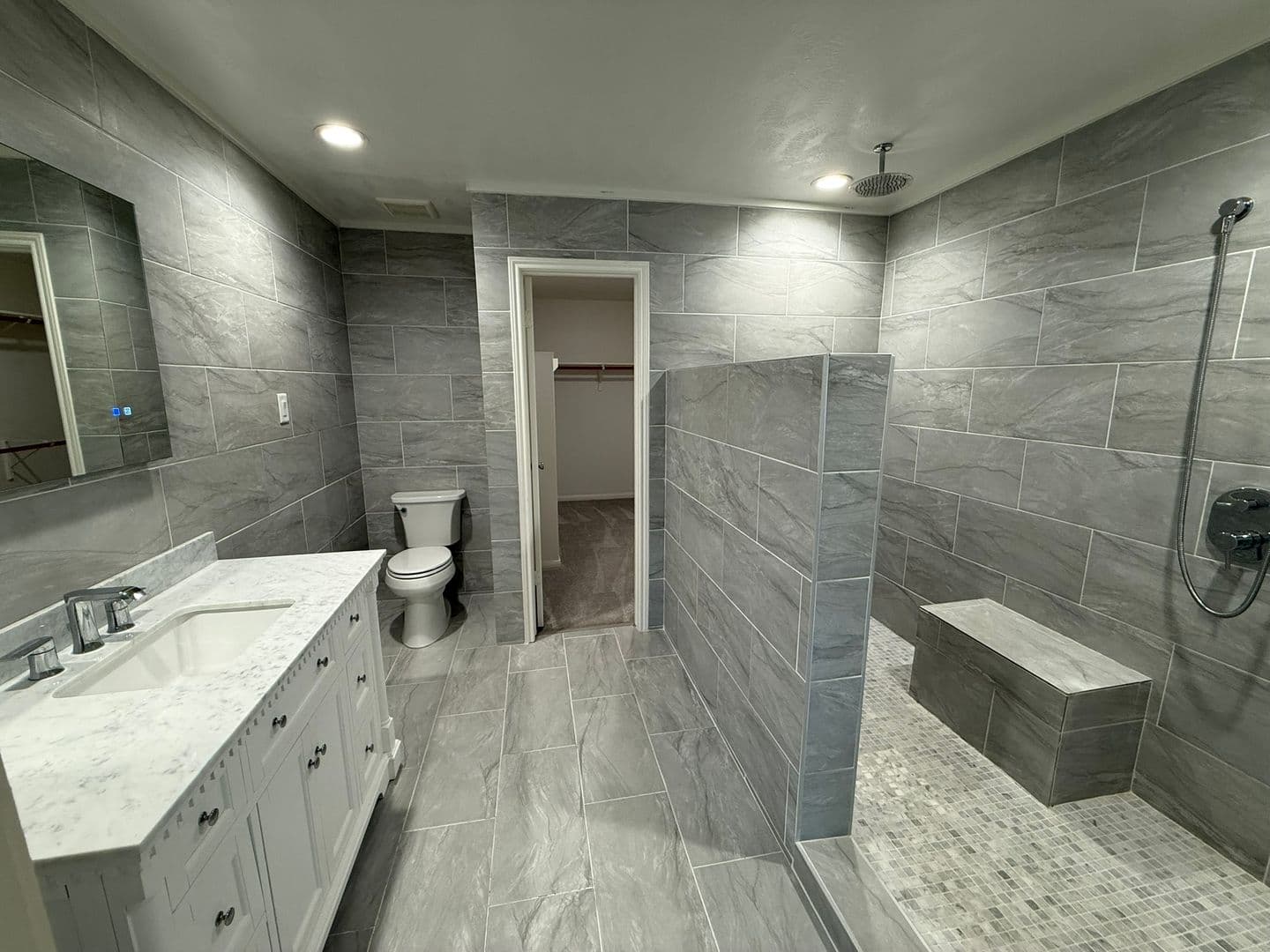 Spring House: 2722 Springstone Dr