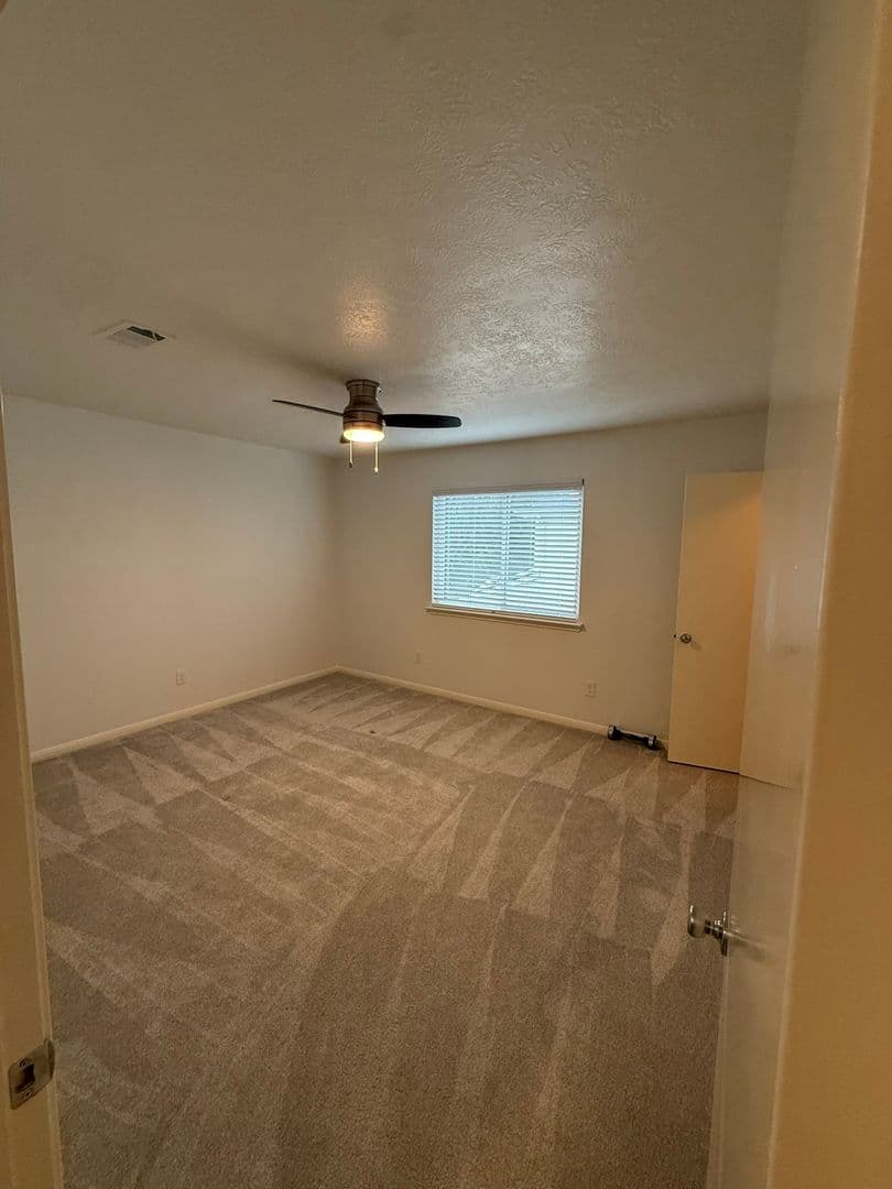 Spring House: 2722 Springstone Dr