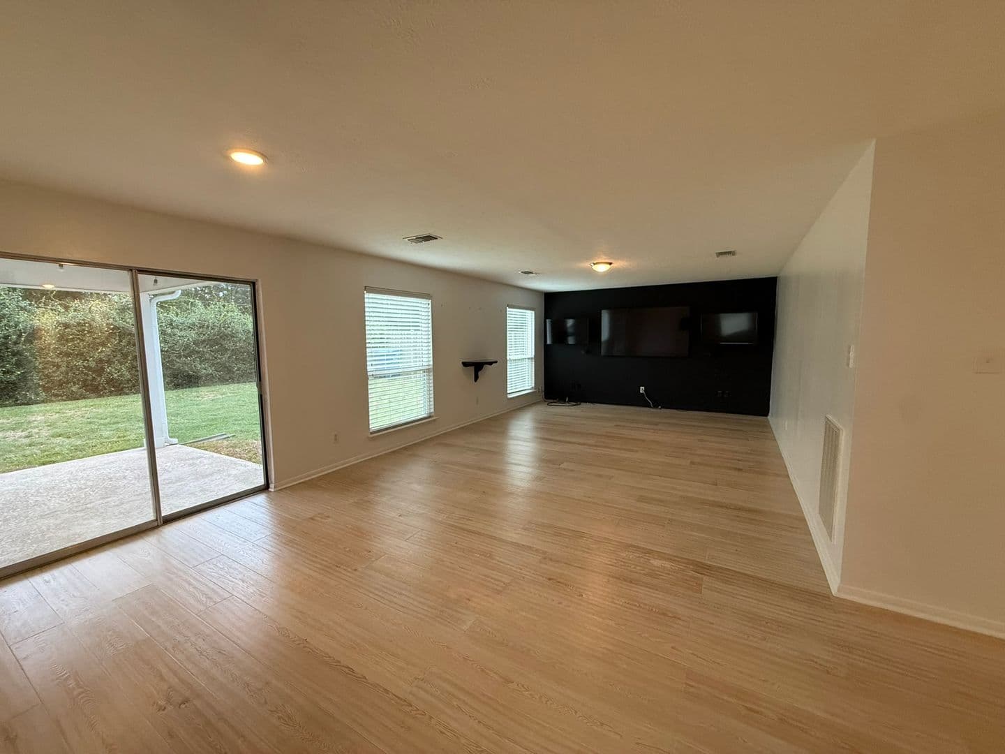 Spring House: 2722 Springstone Dr