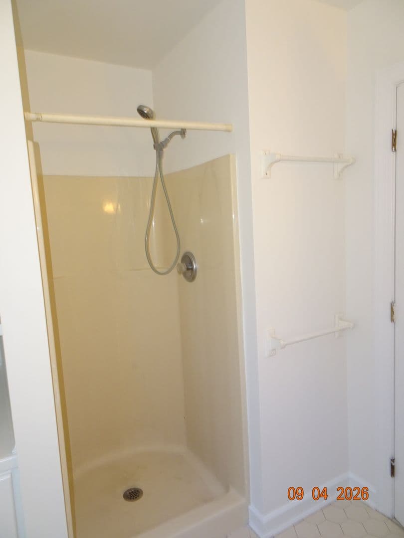Williamsburg House: 1350 Jamestown Road