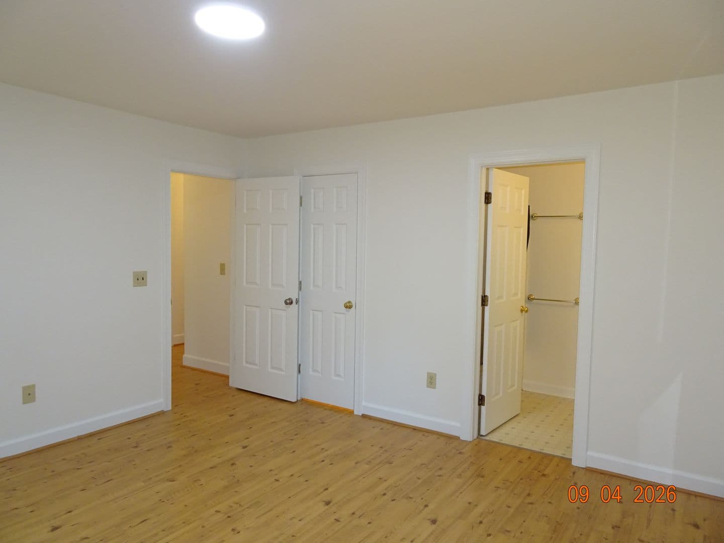 Williamsburg House: 1350 Jamestown Road