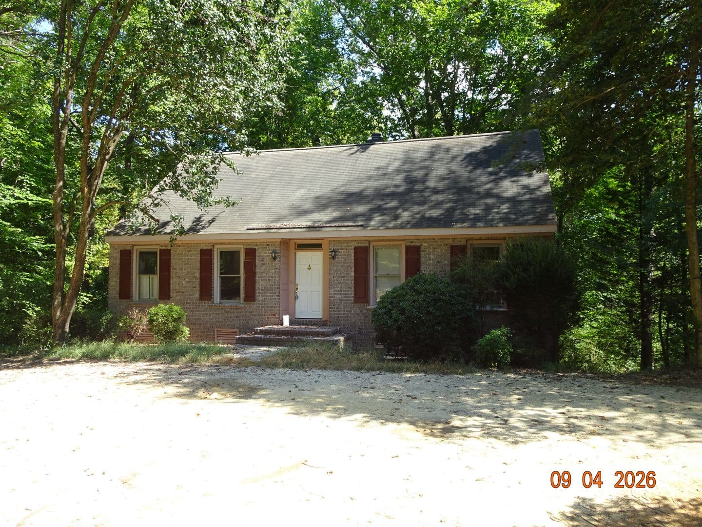 Williamsburg House: 1350 Jamestown Road