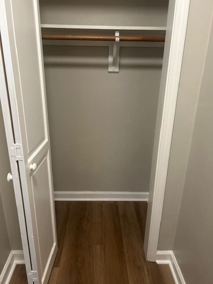 Roanoke Apartment: 515 25th Street SW