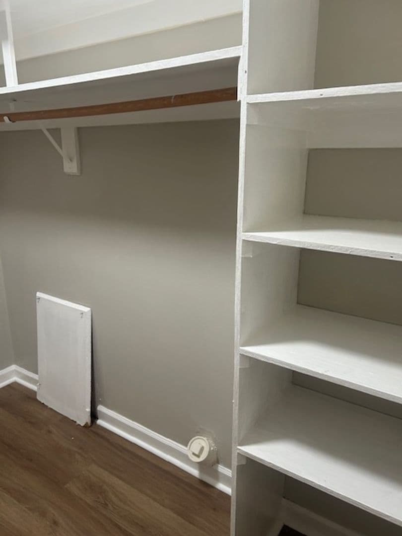 Roanoke Apartment: 515 25th Street SW