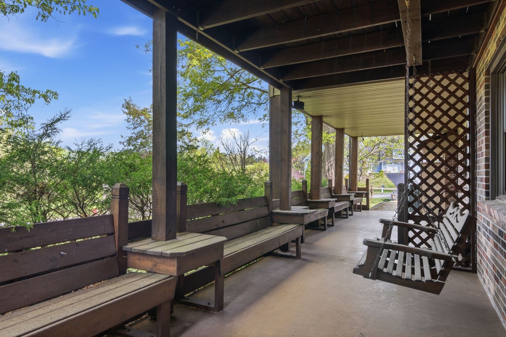 Blacksburg House: 1721 Plank Road