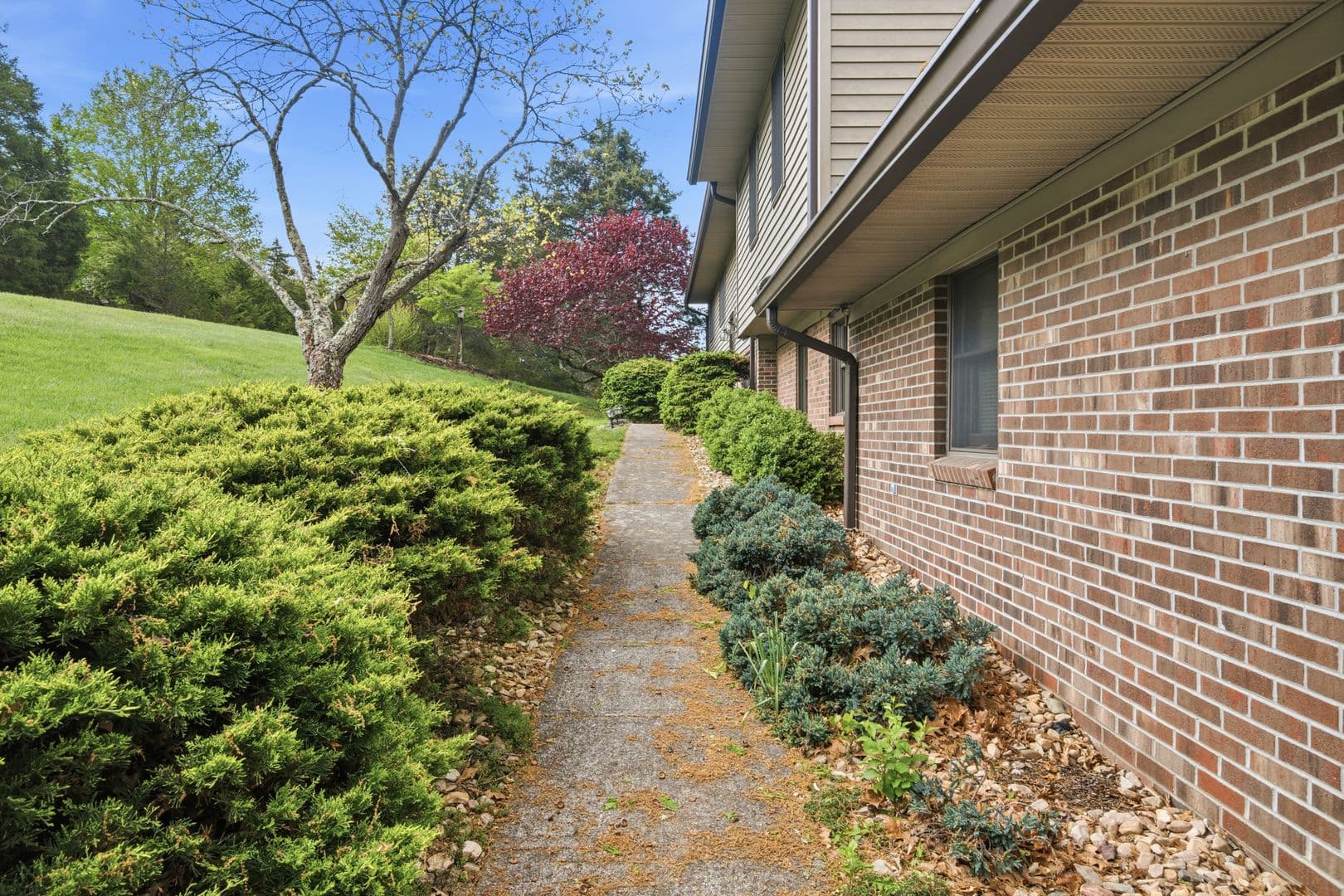 Blacksburg House: 1721 Plank Road